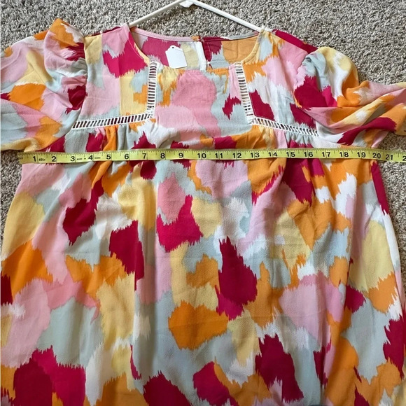 Women's Small Bright Colored Blouse - Picture 6 of 7